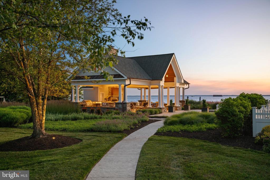 CHESAPEAKE BAY WATERFRONT ESTATE ON 20 ACRES | 7328 KENT POINT ROAD