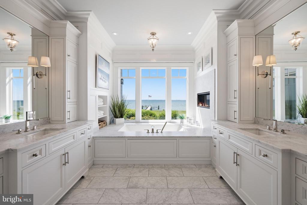 CHESAPEAKE BAY WATERFRONT ESTATE ON 20 ACRES | 7328 KENT POINT ROAD