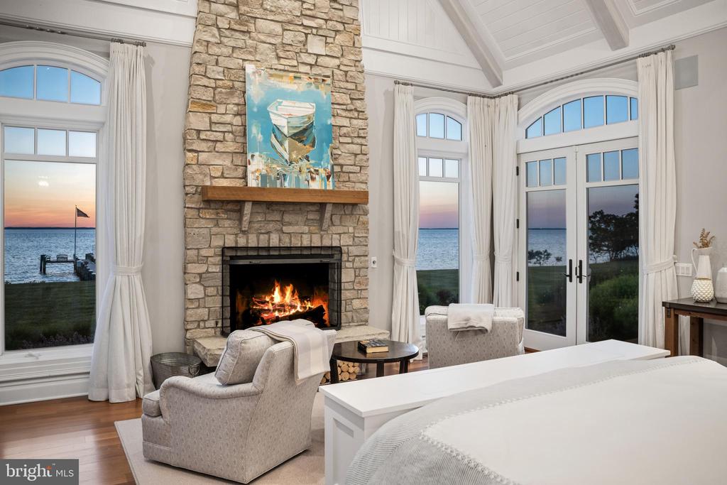 CHESAPEAKE BAY WATERFRONT ESTATE ON 20 ACRES | 7328 KENT POINT ROAD