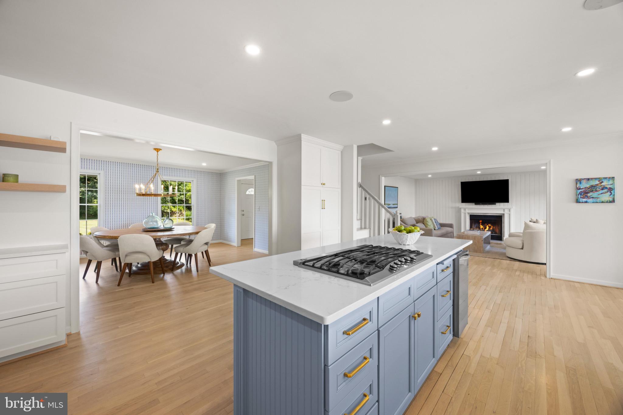 EASTERN SHORE WATERFRONT | 115 NW CREEK DRIVE