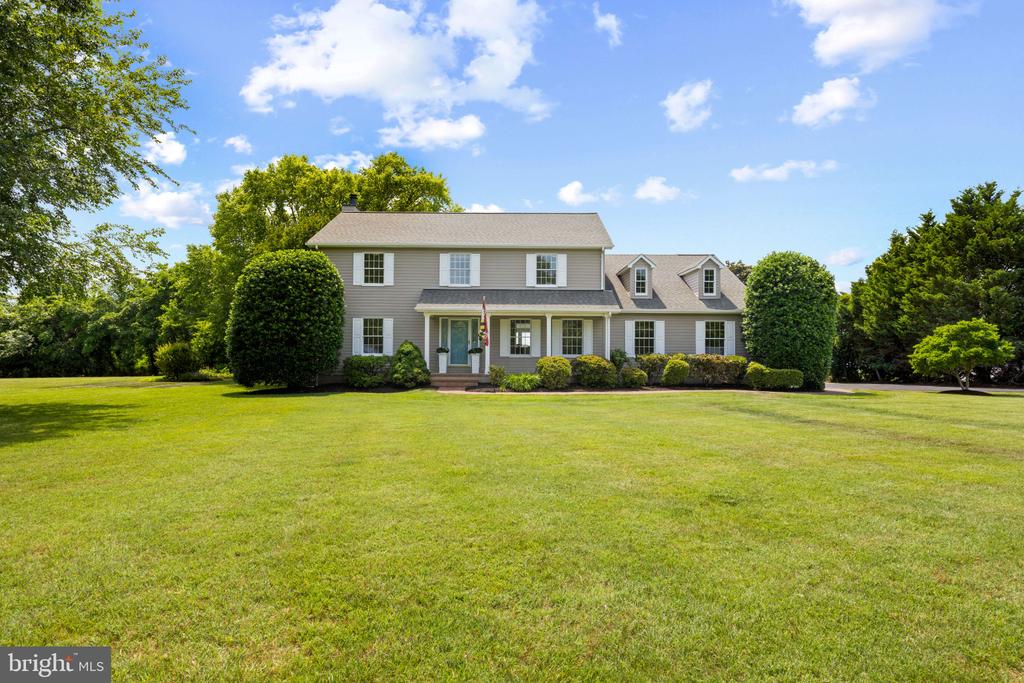 EASTERN SHORE WATERFRONT | 115 NW CREEK DRIVE