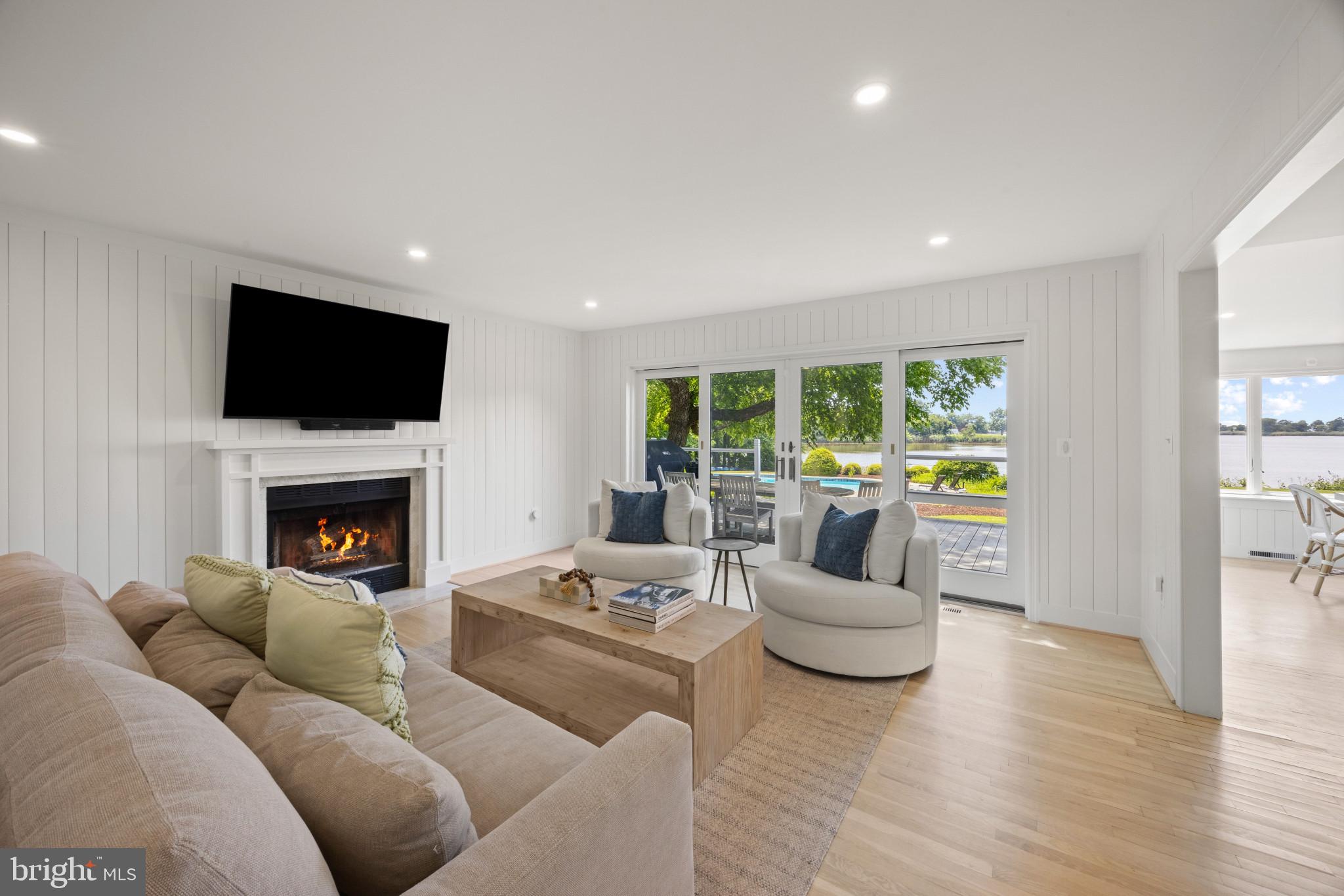 EASTERN SHORE WATERFRONT | 115 NW CREEK DRIVE