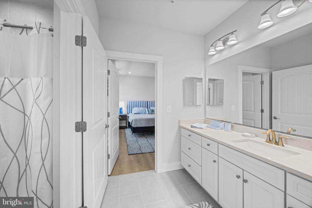 WATERFRONT LIVING ON KENT ISLAND | 201 SWITCHGRASS WAY Unit: 34