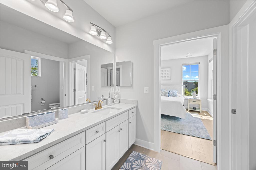WATERFRONT LIVING ON KENT ISLAND | 201 SWITCHGRASS WAY Unit: 34