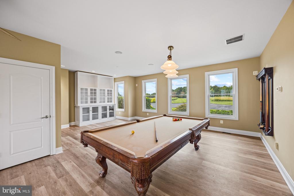 EASTERN SHORE WATERFRONT ESTATE - STEVENSVILLE | 450 SEASCAPE LANE