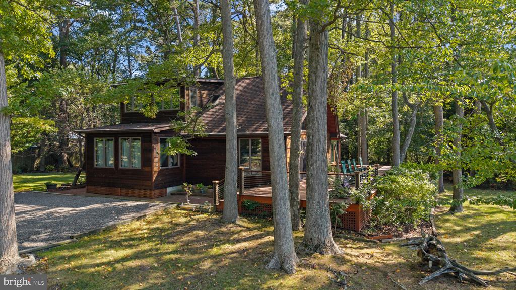 A WATER VIEW COTTAGE ON THE CHESAPEAKE BAY | 101 CHESAPEAKE BAY DRIVE