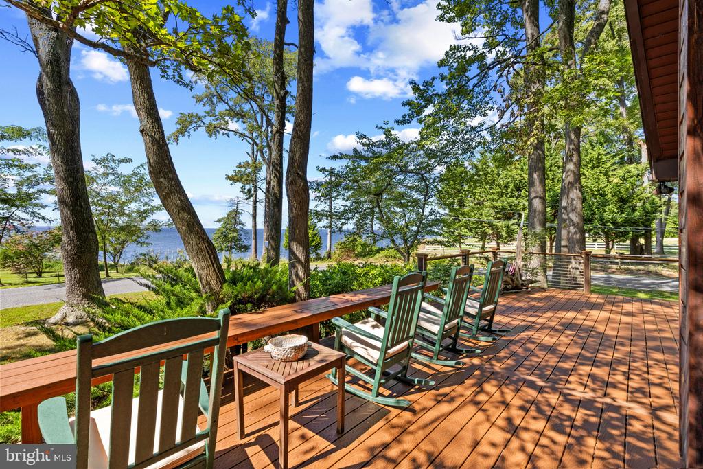 A WATER VIEW COTTAGE ON THE CHESAPEAKE BAY | 101 CHESAPEAKE BAY DRIVE