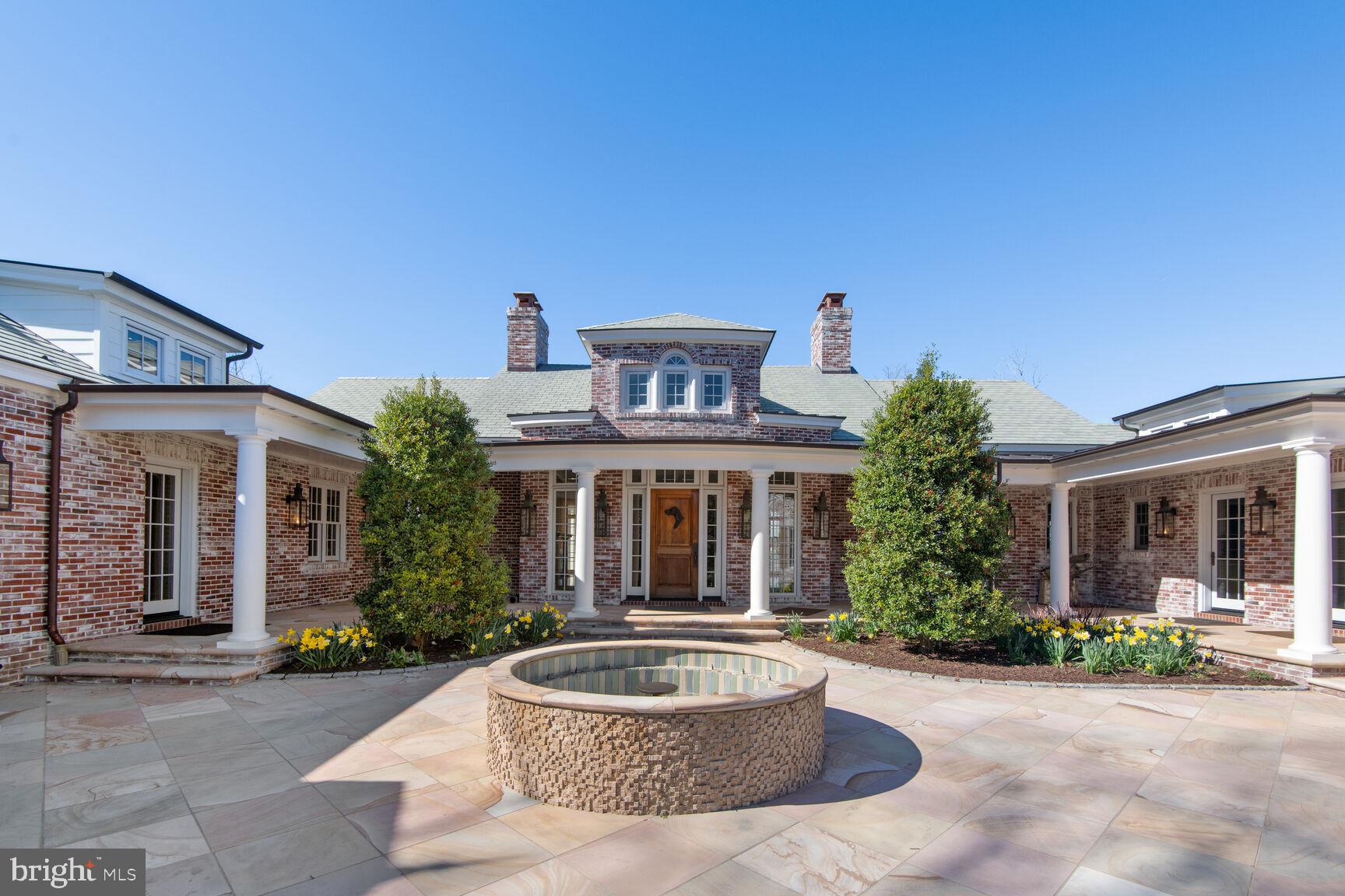 5808 Widgeon Point Ln