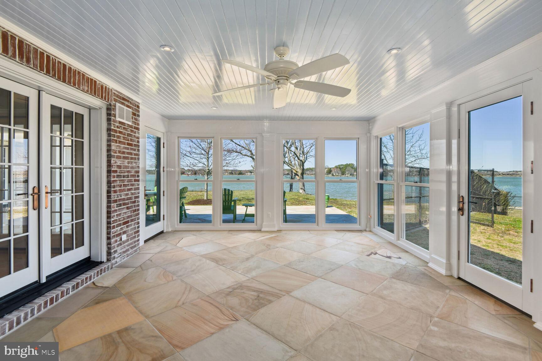 5808 Widgeon Point Ln