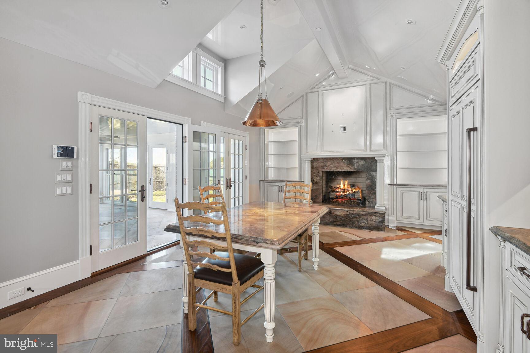 5808 Widgeon Point Ln