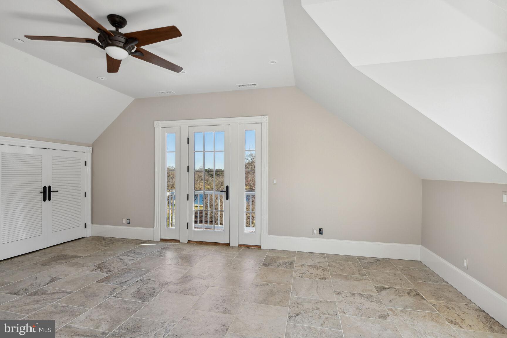 5808 Widgeon Point Ln