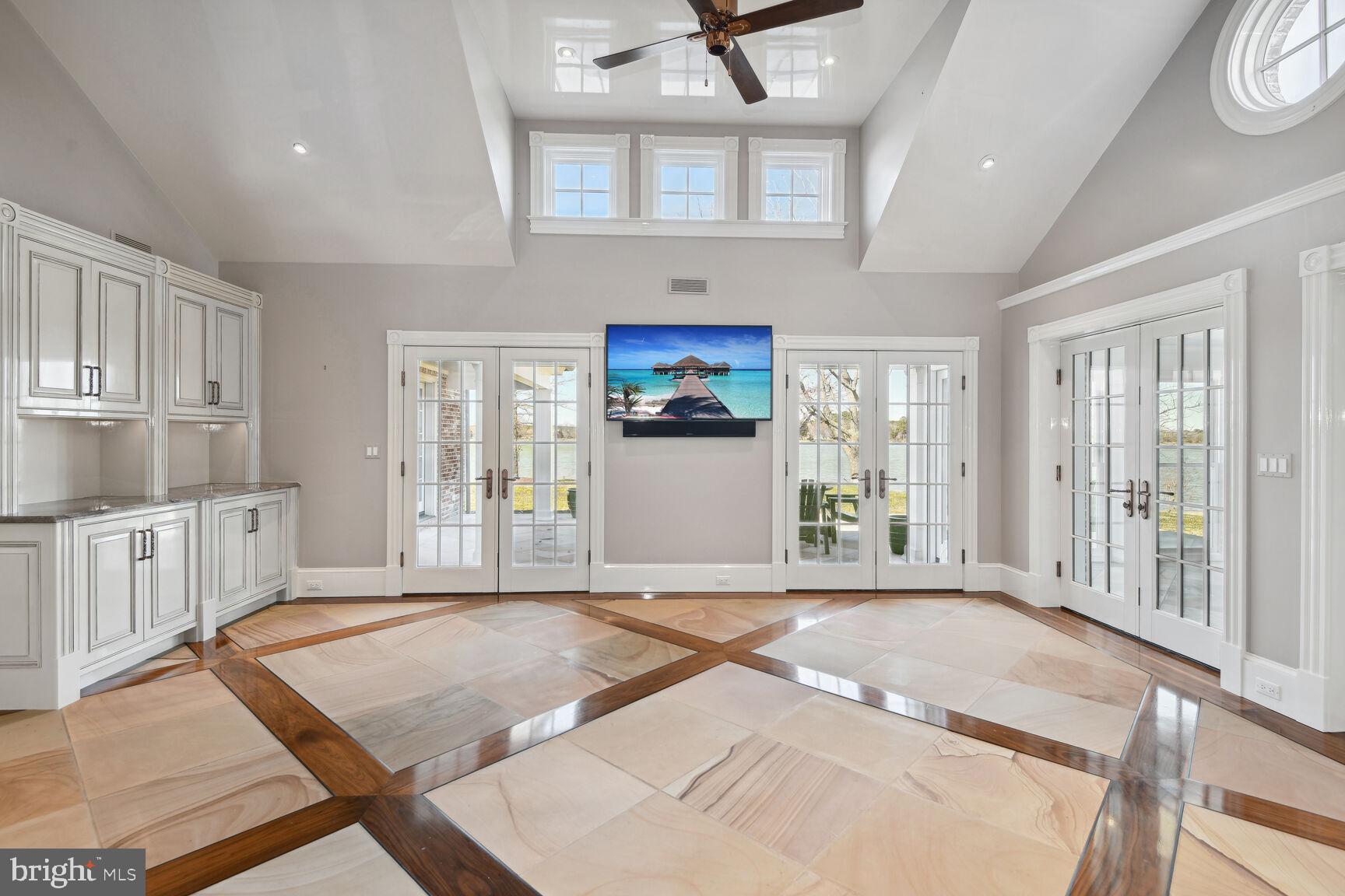 5808 Widgeon Point Ln