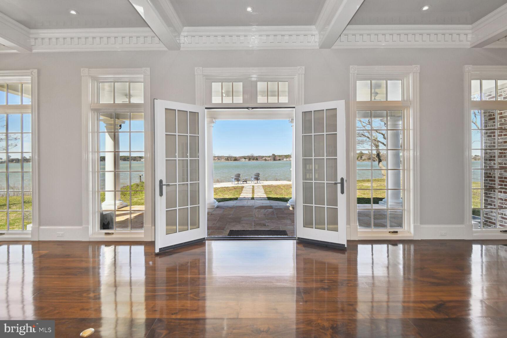 5808 Widgeon Point Ln