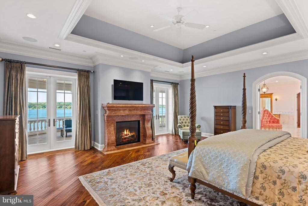 5369 MORGANS POINT DRIVE