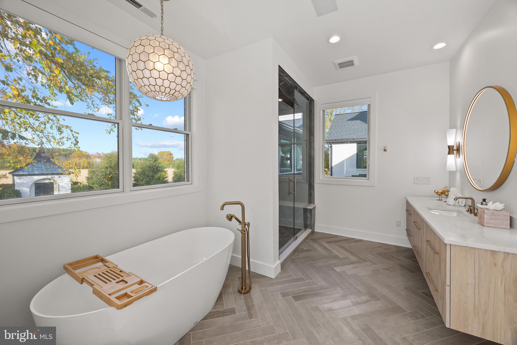 9170 HUNTING CREEK LANE