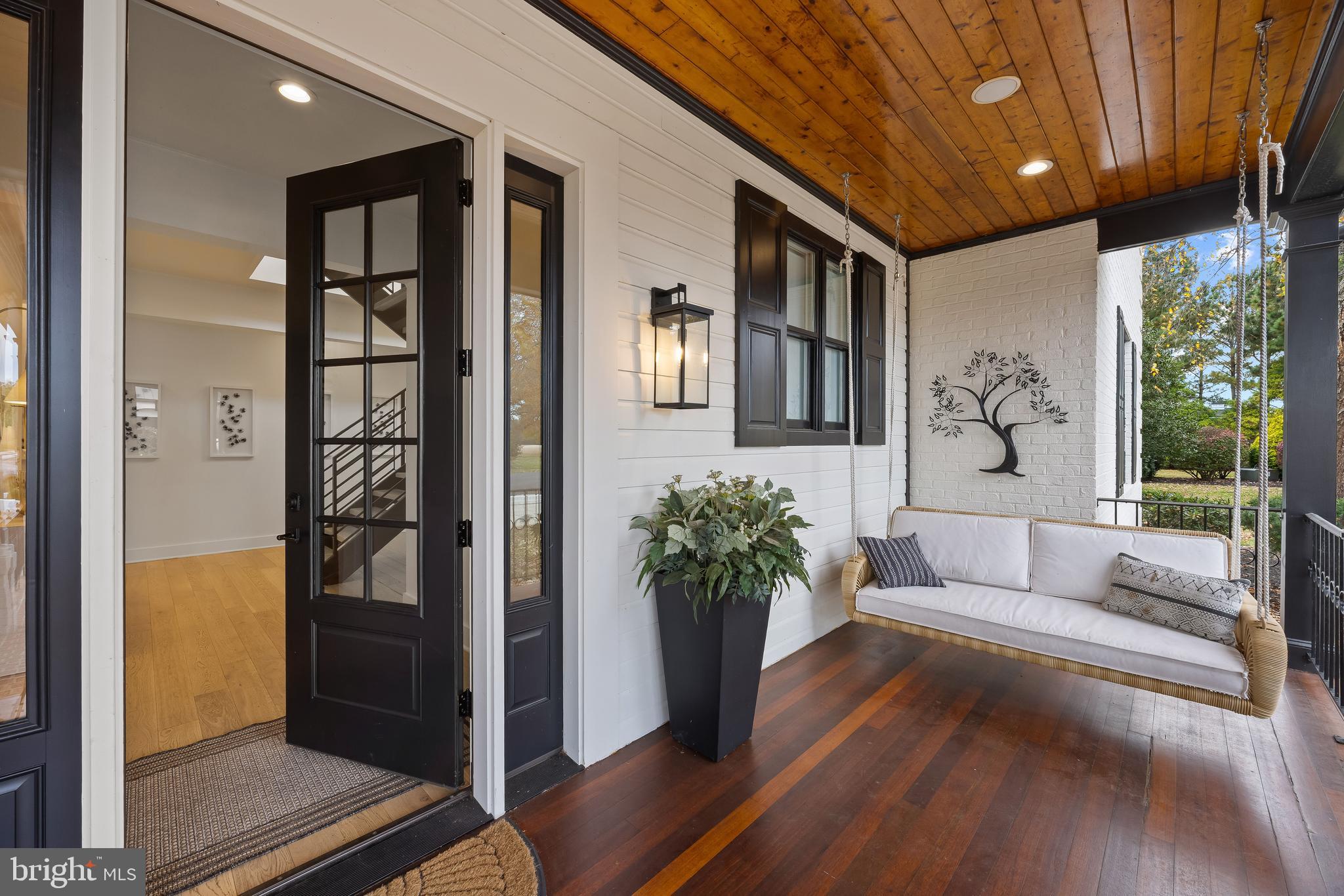 9170 HUNTING CREEK LANE