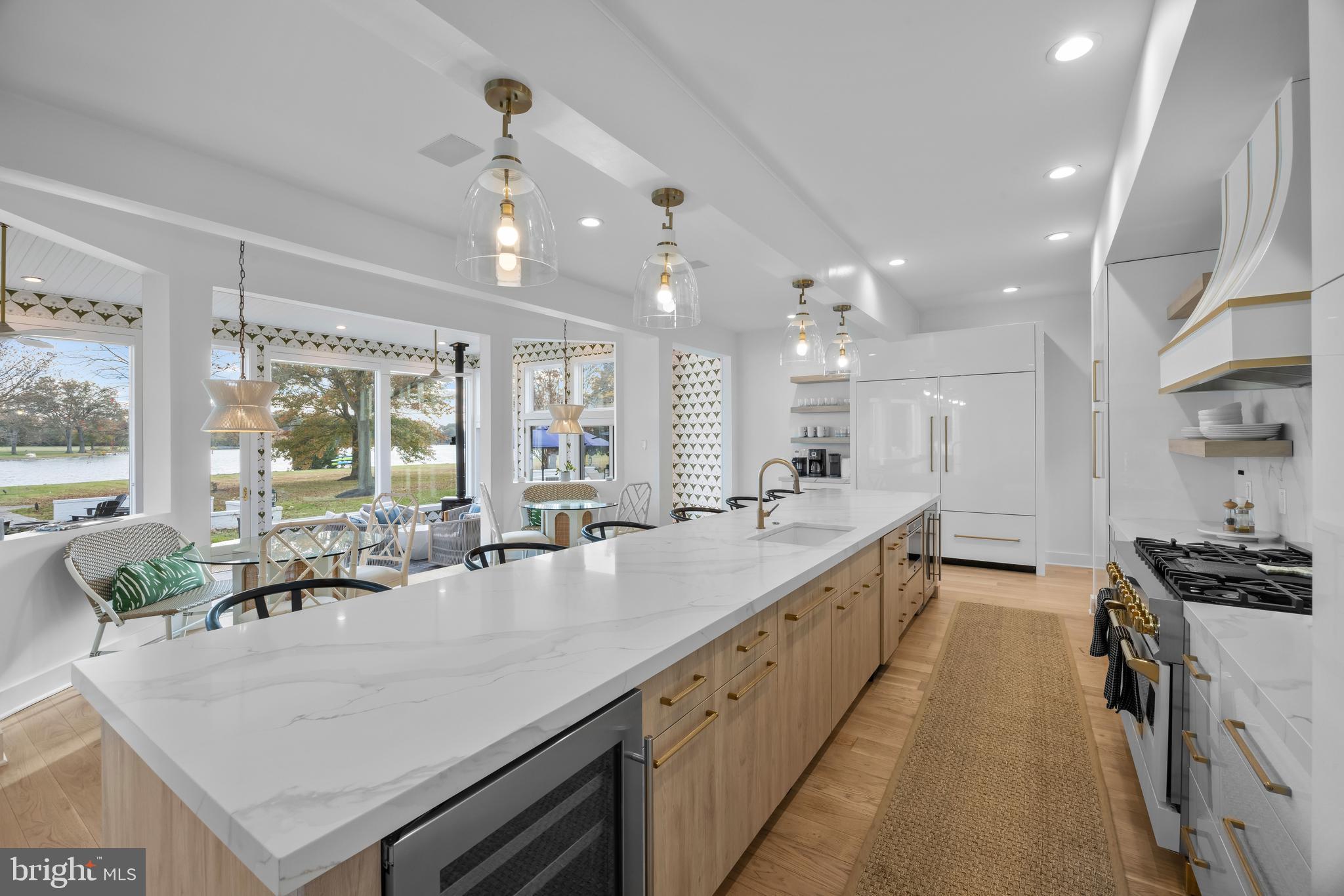 9170 HUNTING CREEK LANE