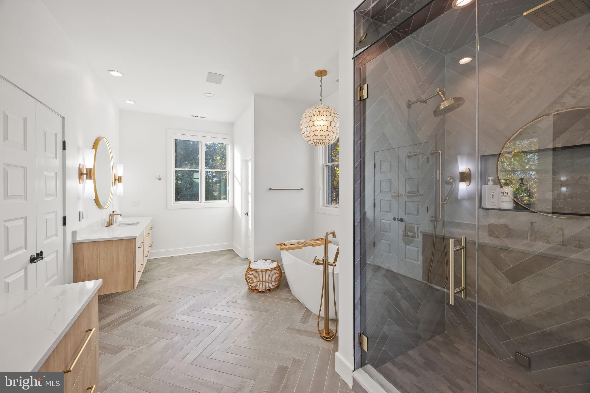 9170 HUNTING CREEK LANE