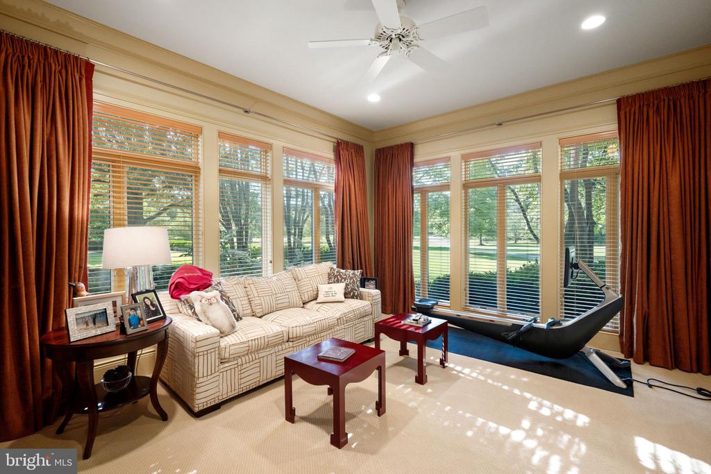 6920 TRAVELERS REST CIRCLE