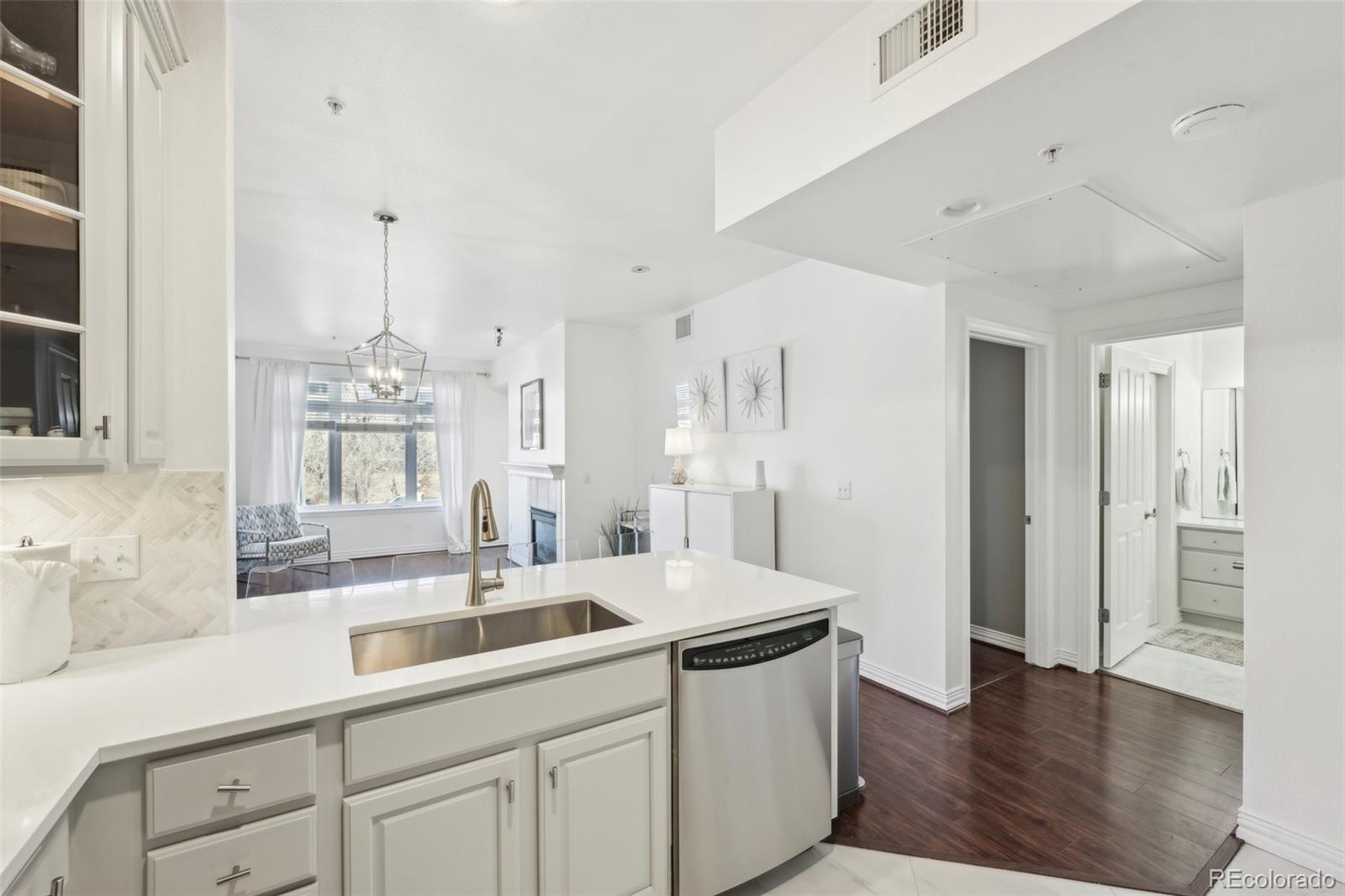 2700 E Cherry Creek South Drive Unit: 216