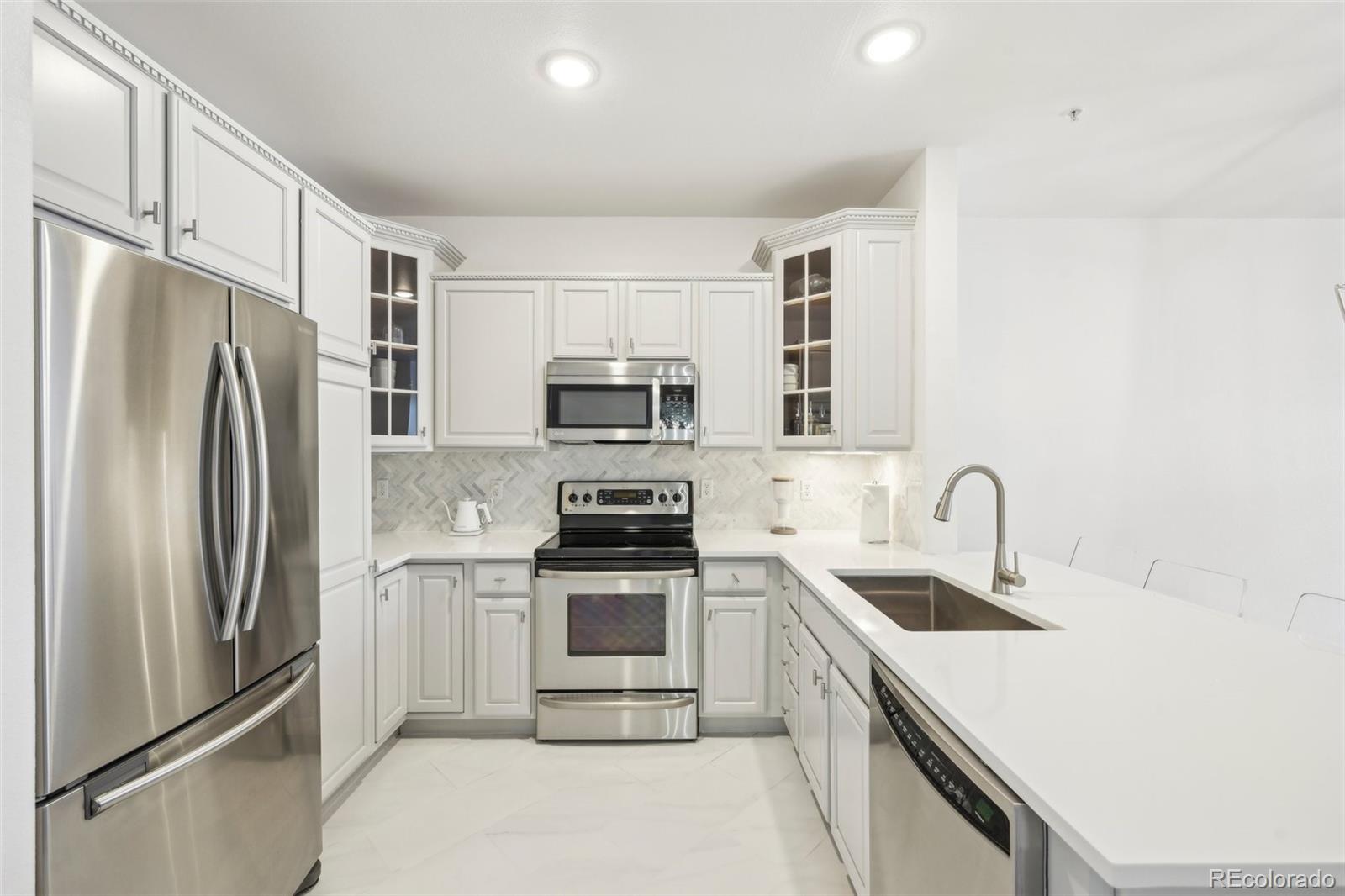 2700 E Cherry Creek South Drive Unit: 216