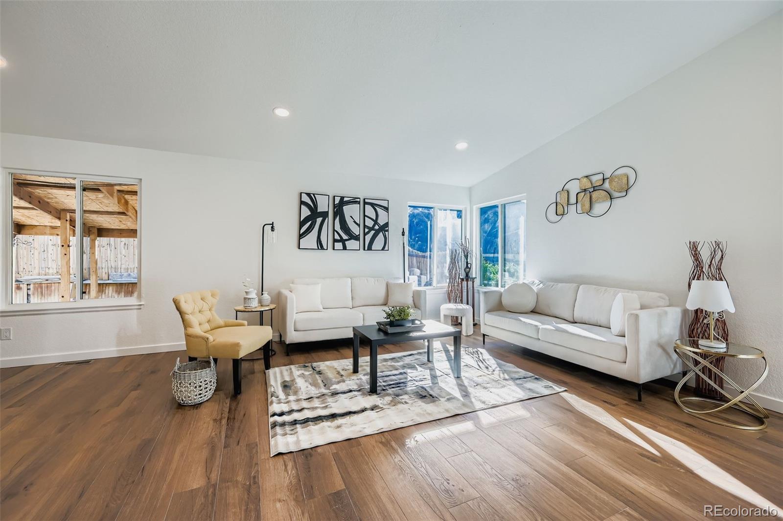 17400 E Brunswick Place