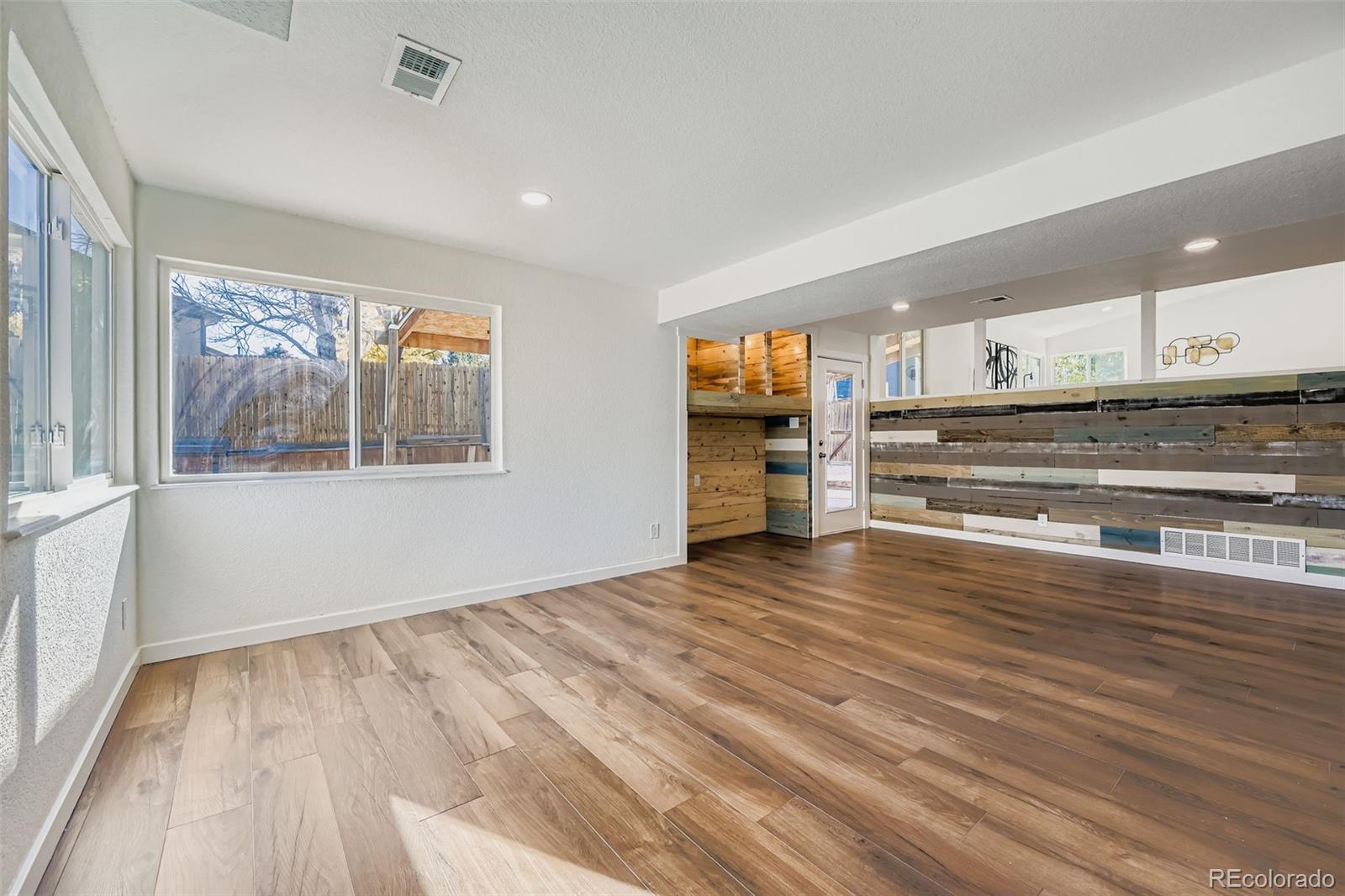 17400 E Brunswick Place