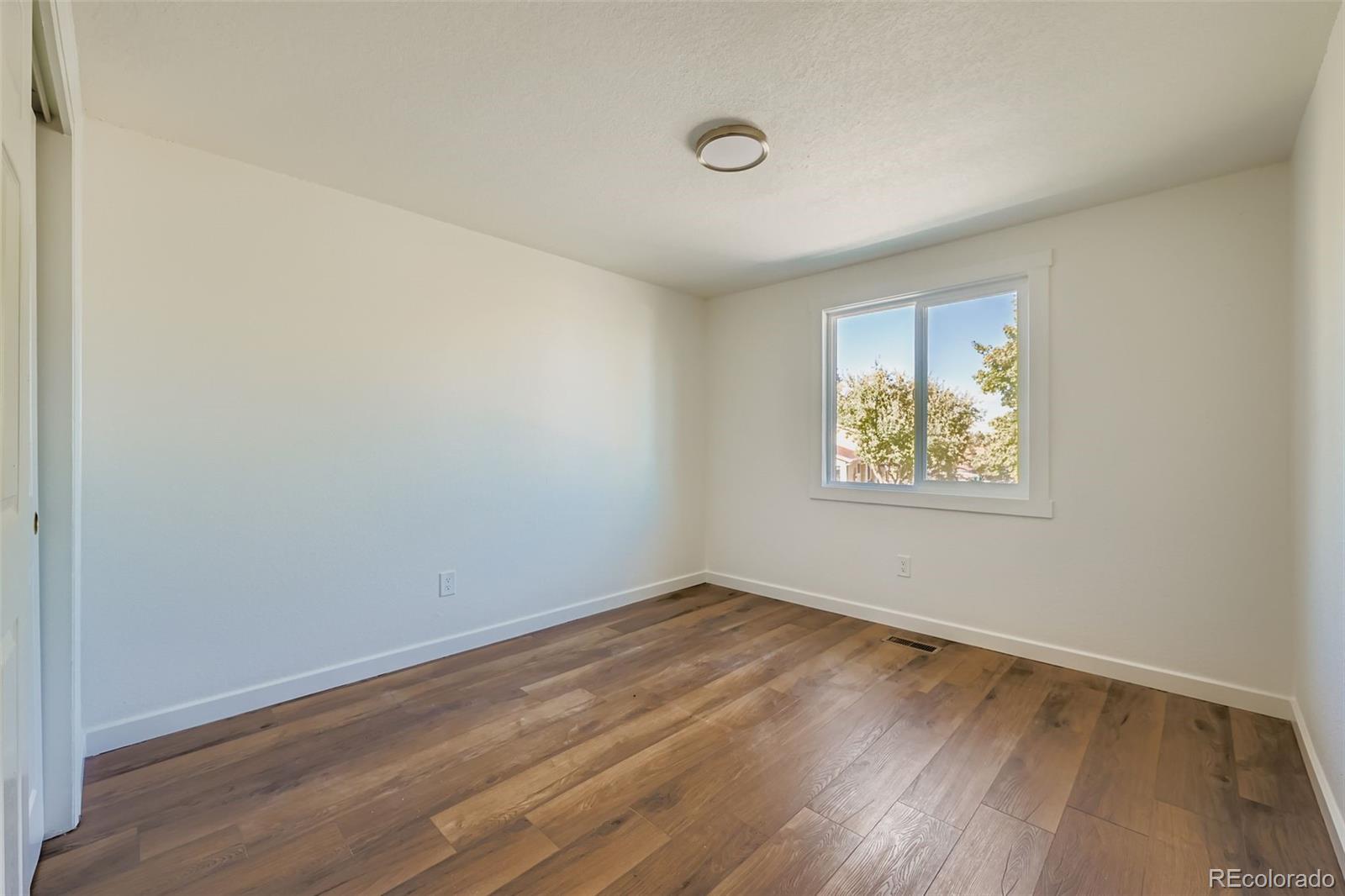 17400 E Brunswick Place