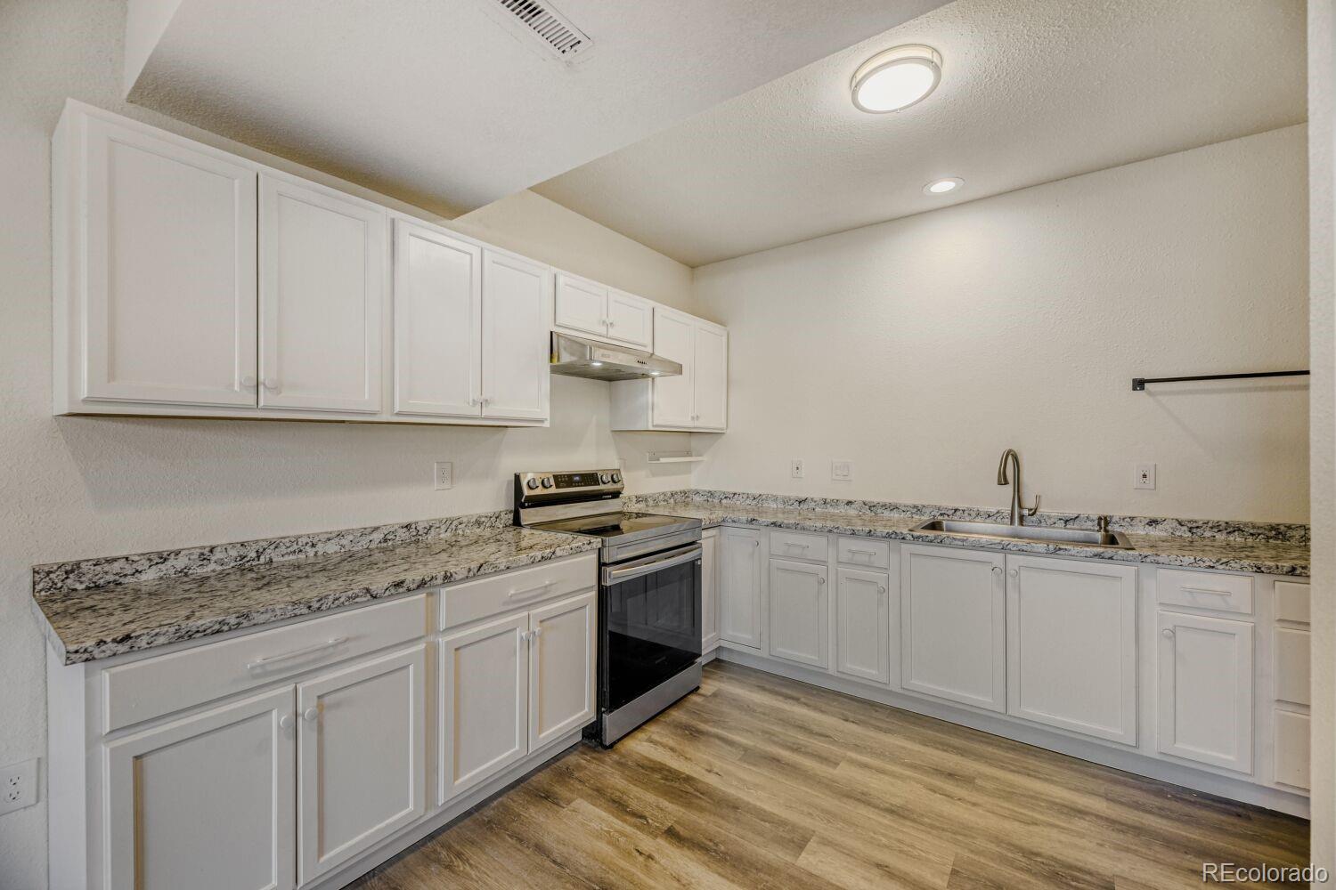 19121 E Pacific Place