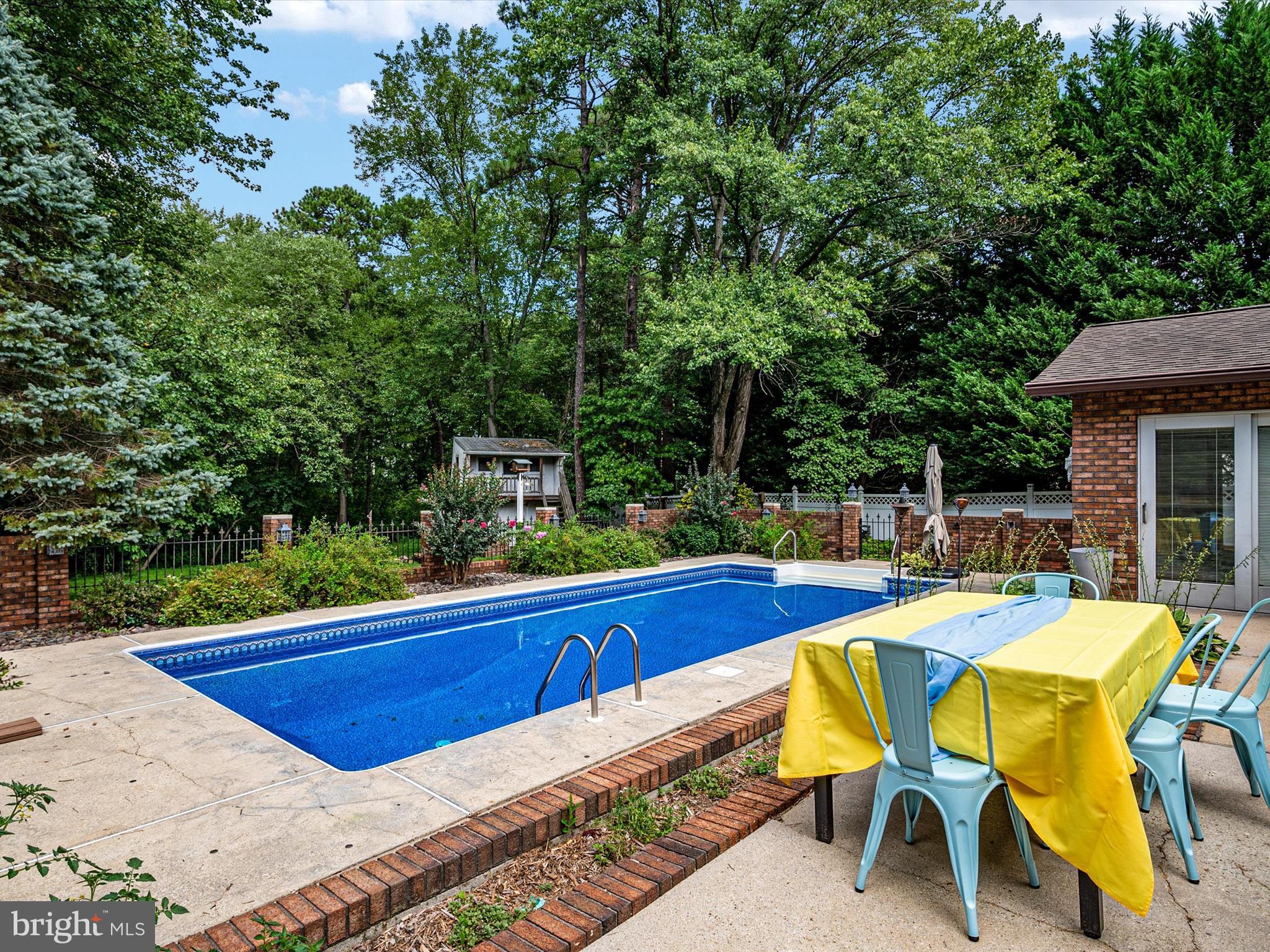 8124 Silo Ct