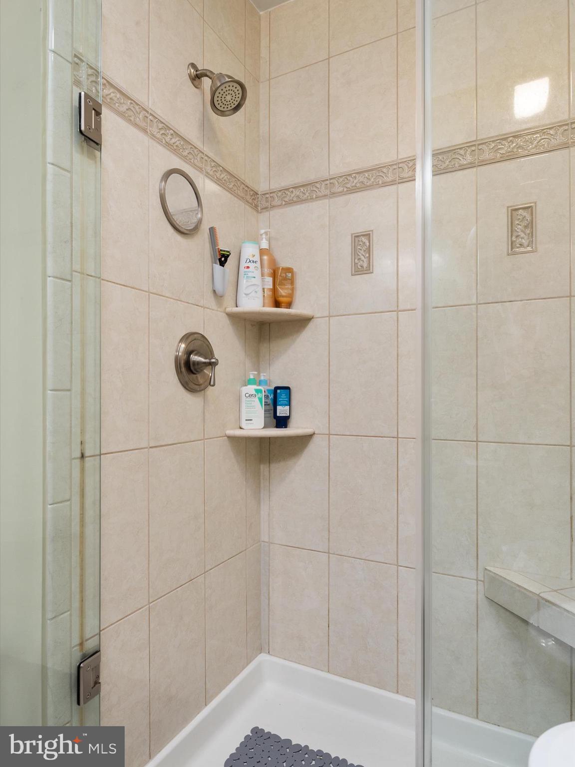 8124 Silo Ct