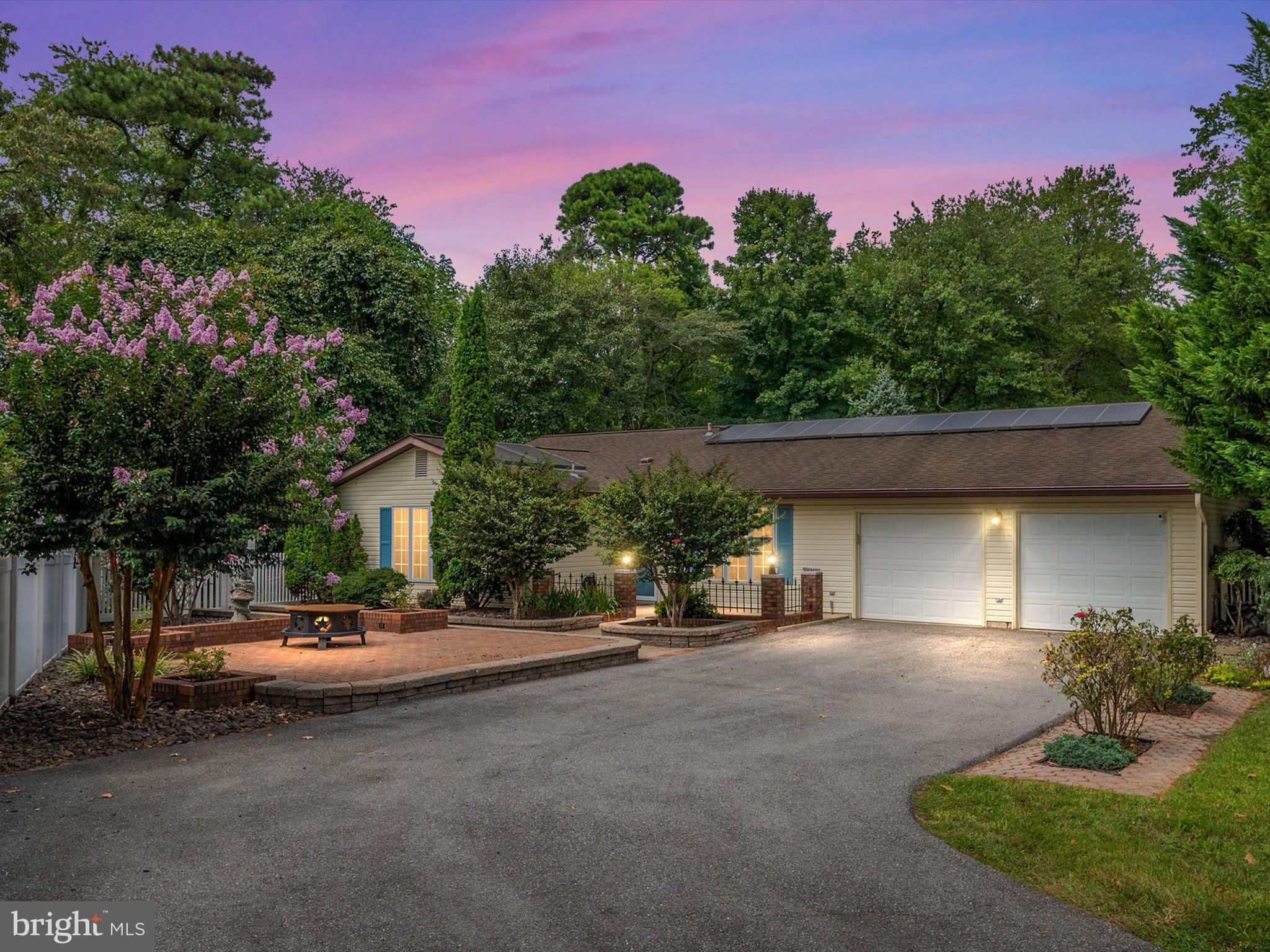 8124 Silo Ct