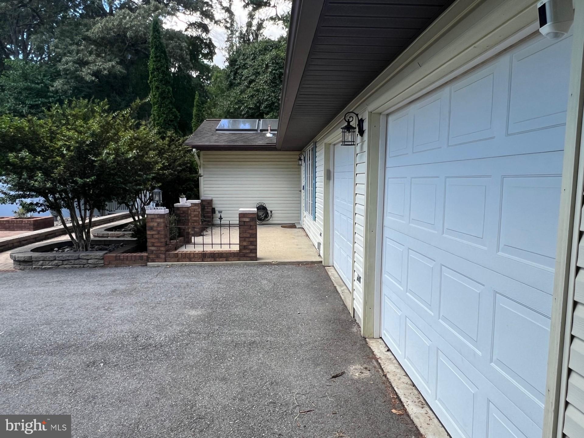 8124 Silo Ct