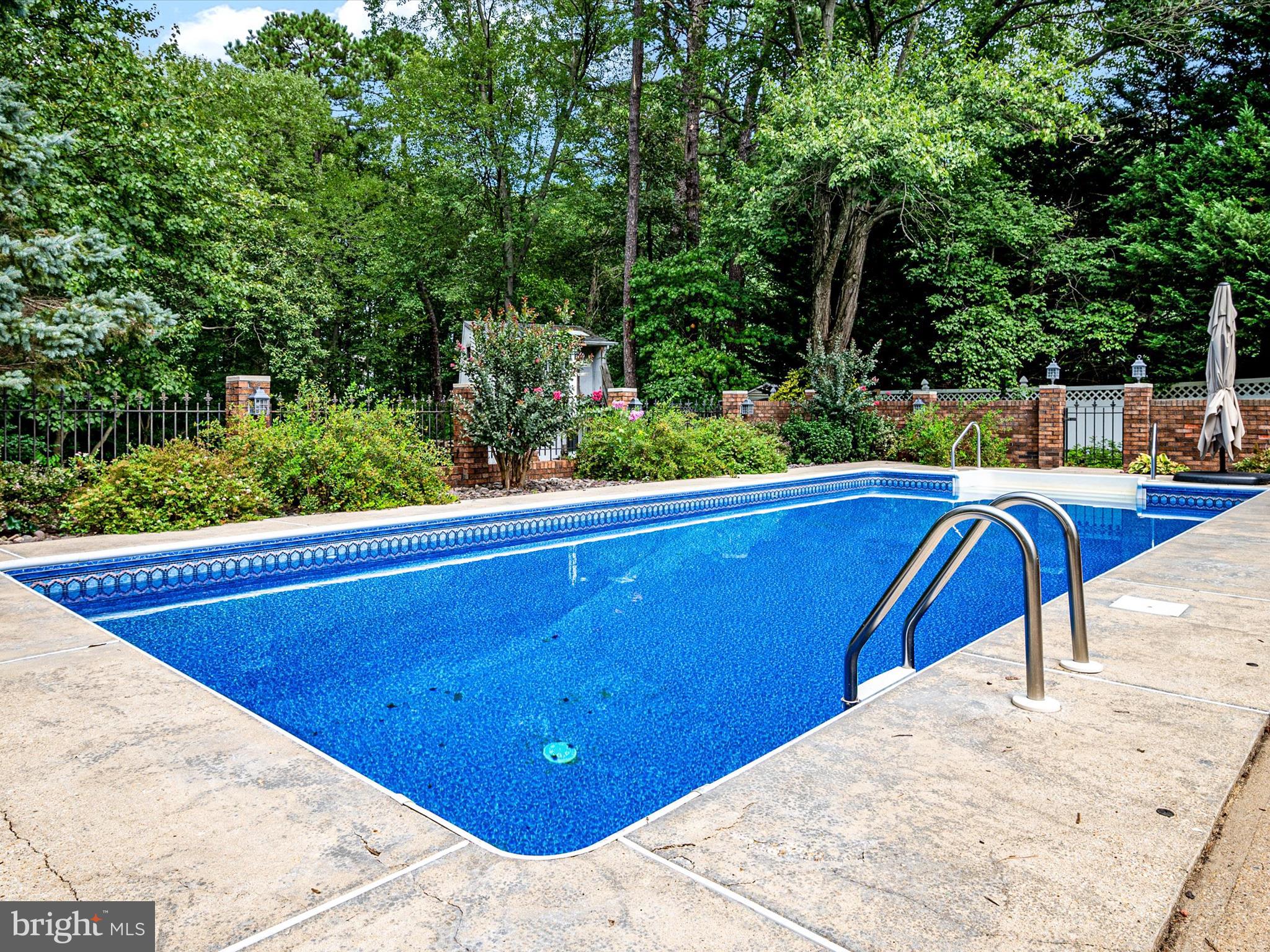 8124 Silo Ct