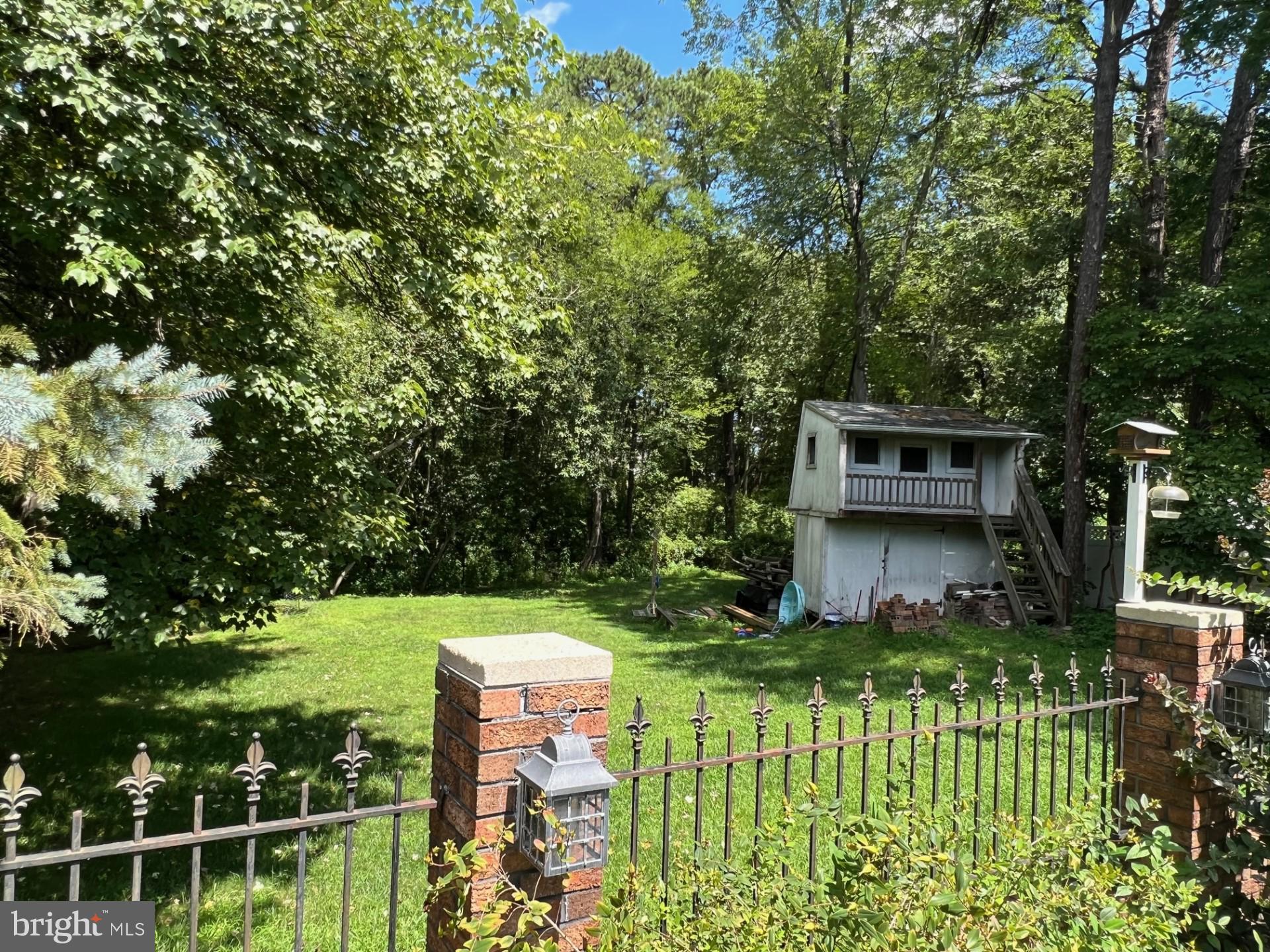 8124 Silo Ct