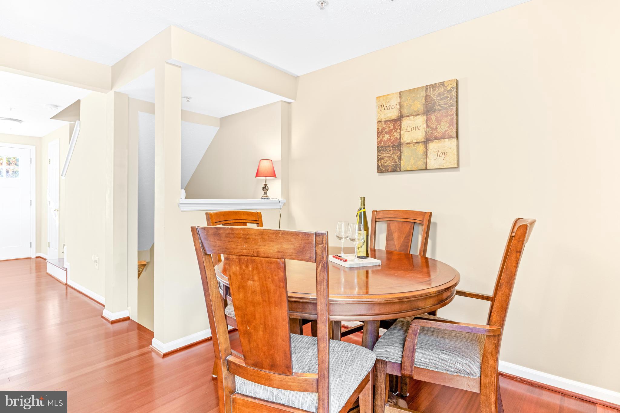 1216 Quaker Ridge Dr