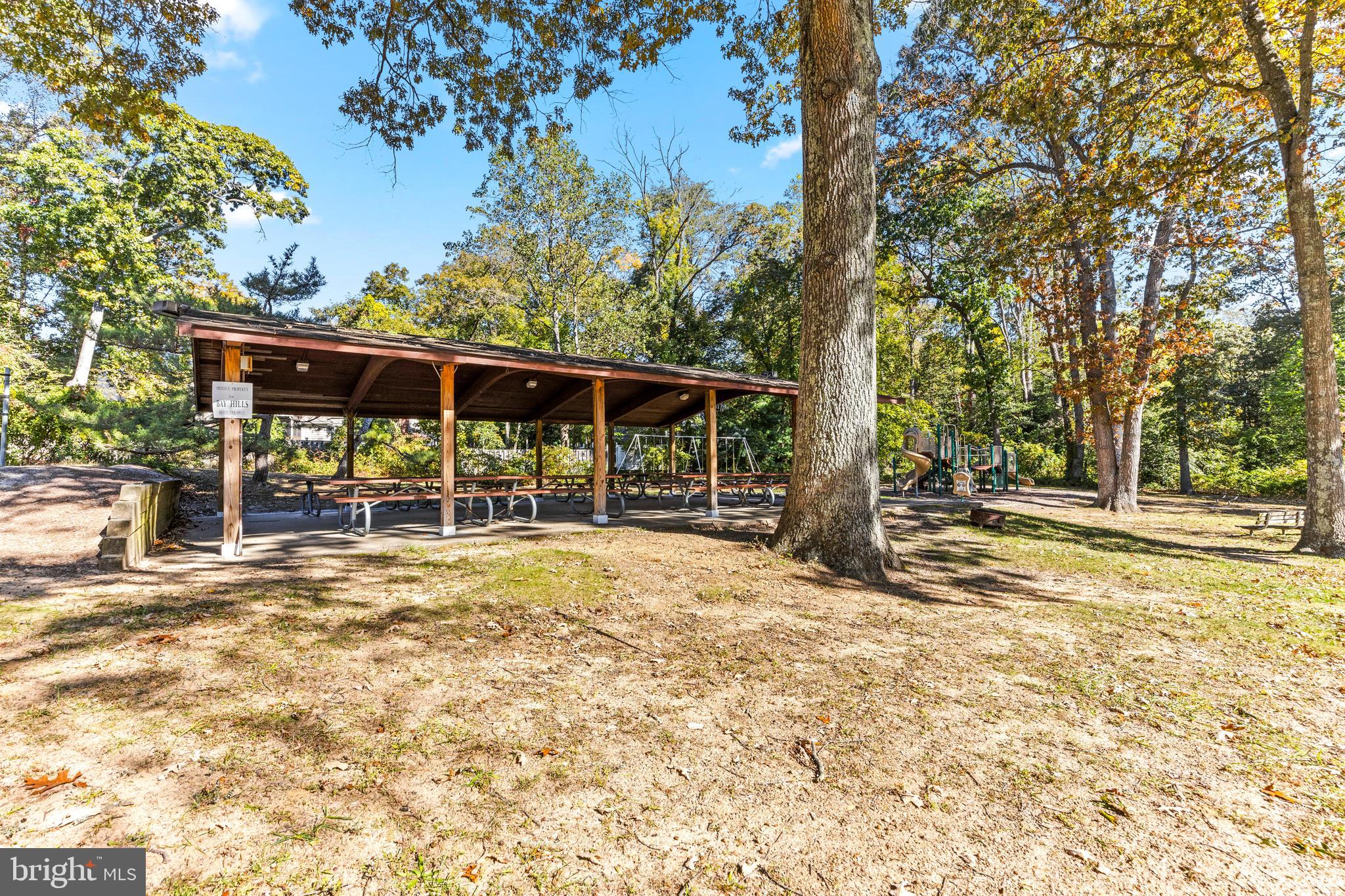1216 Quaker Ridge Dr