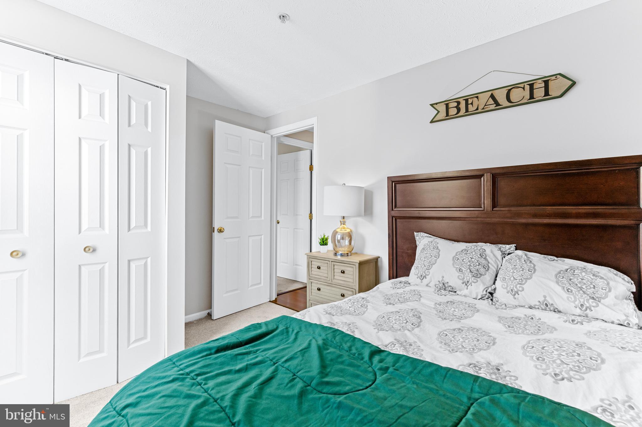 1216 Quaker Ridge Dr
