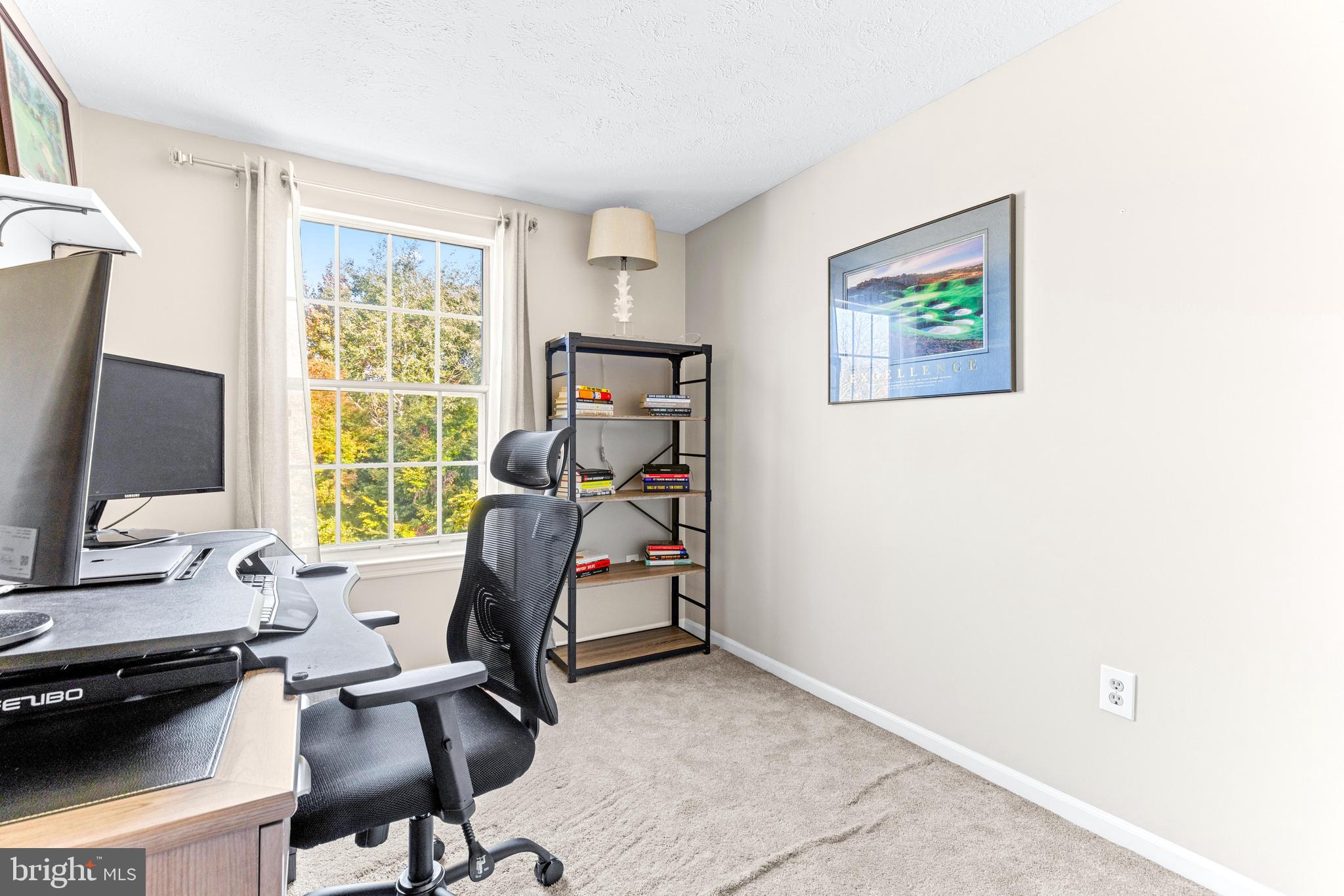 1216 Quaker Ridge Dr