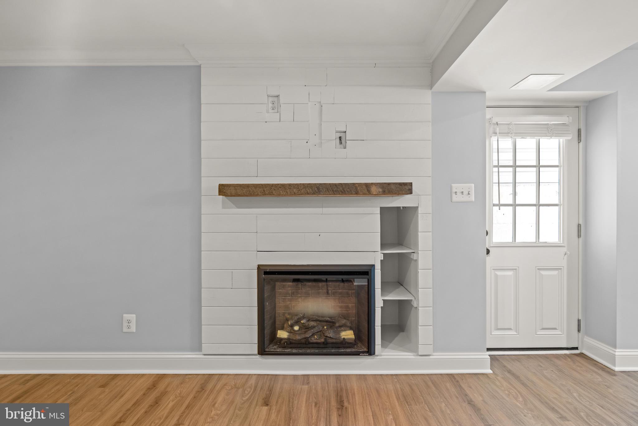 585 Donaldson Ave