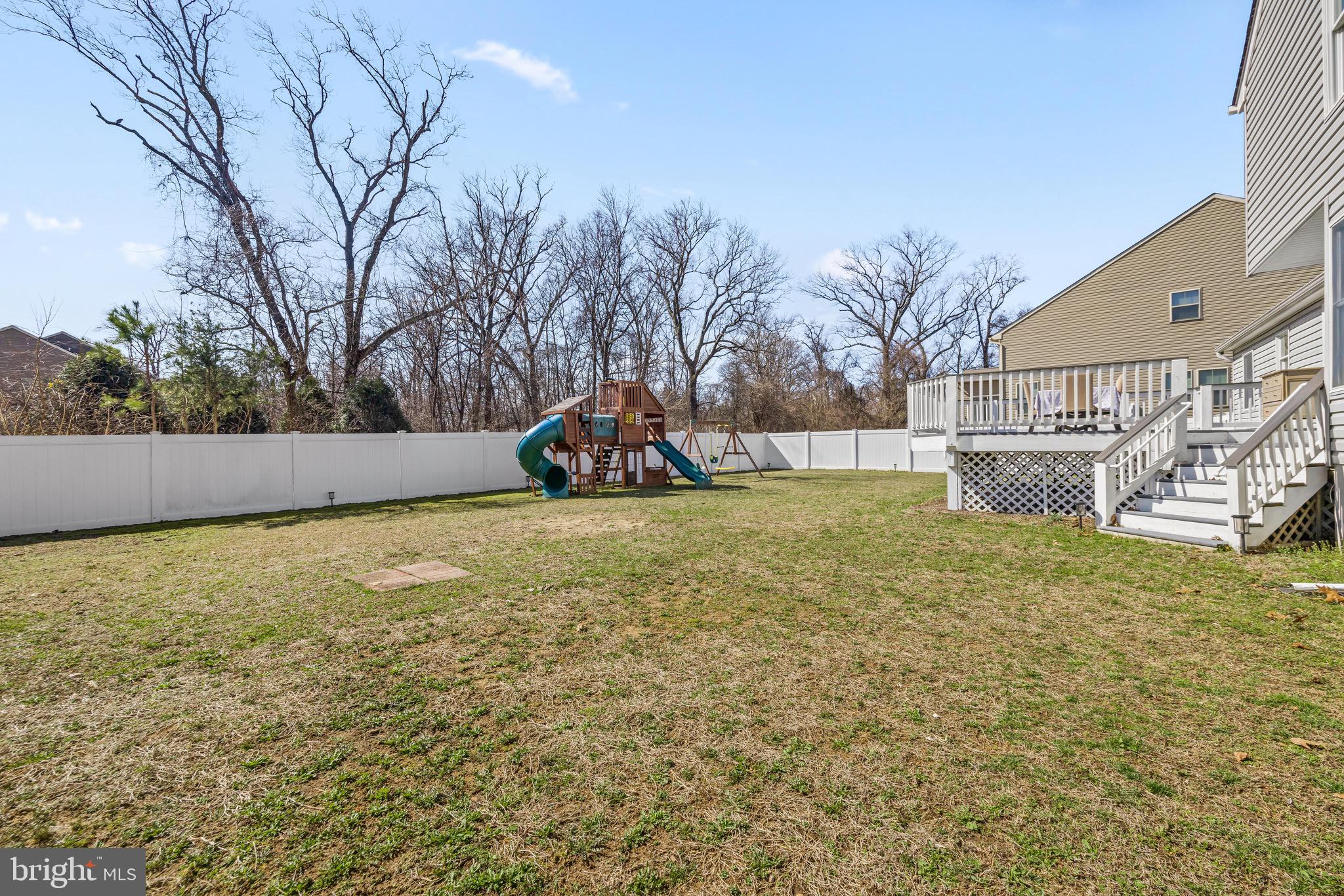585 Donaldson Ave