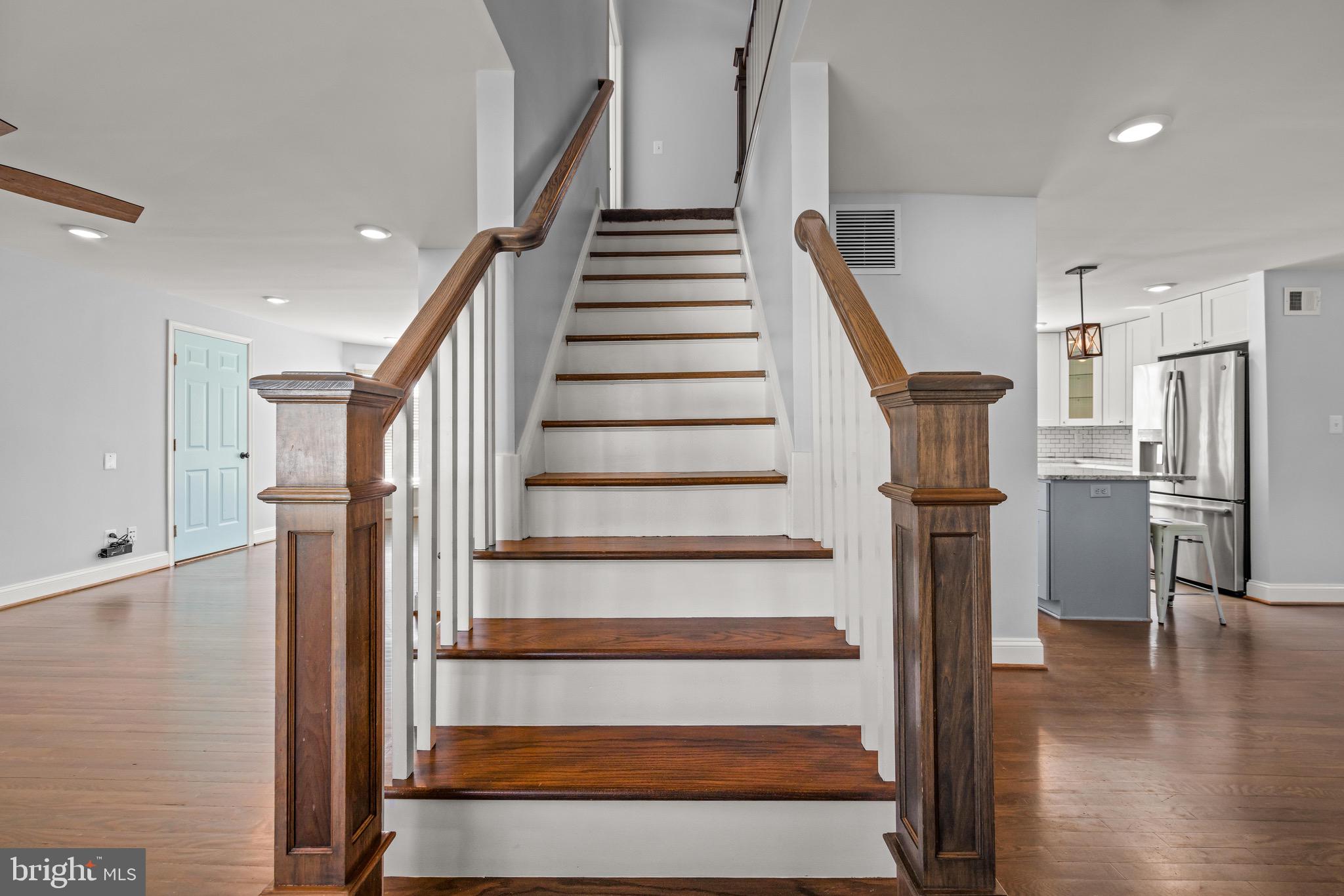 585 Donaldson Ave