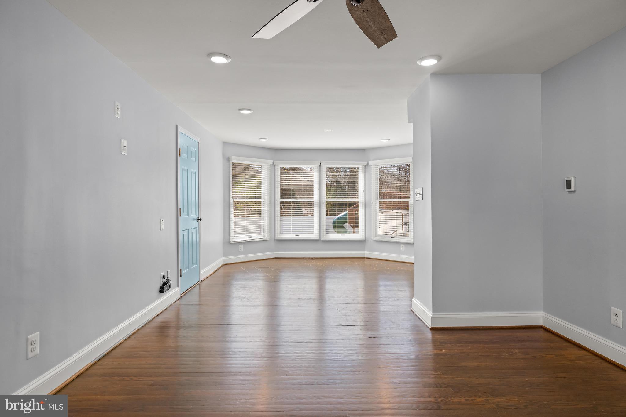 585 Donaldson Ave