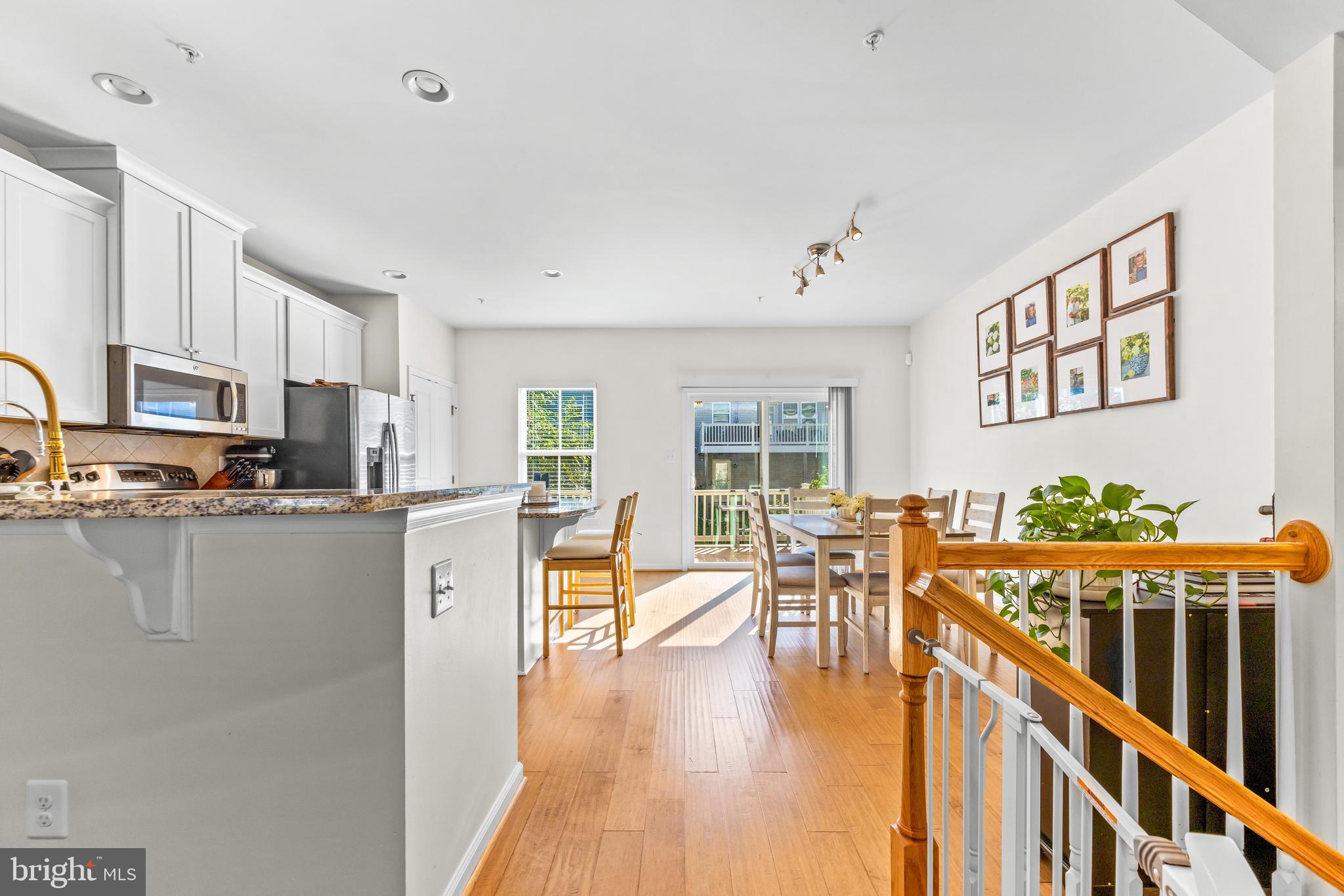 723 APPLE ORCHARD DRIVE