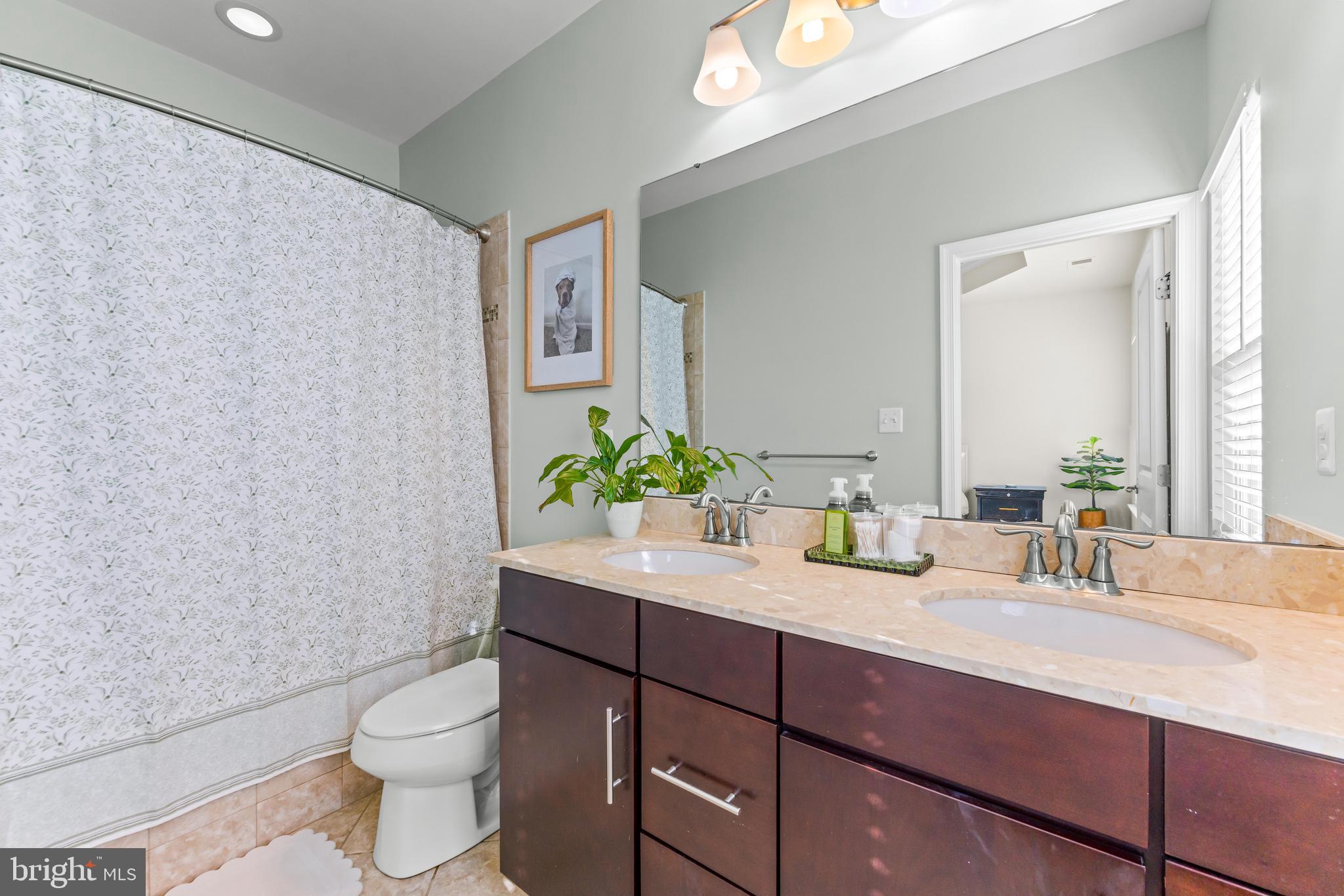 723 APPLE ORCHARD DRIVE