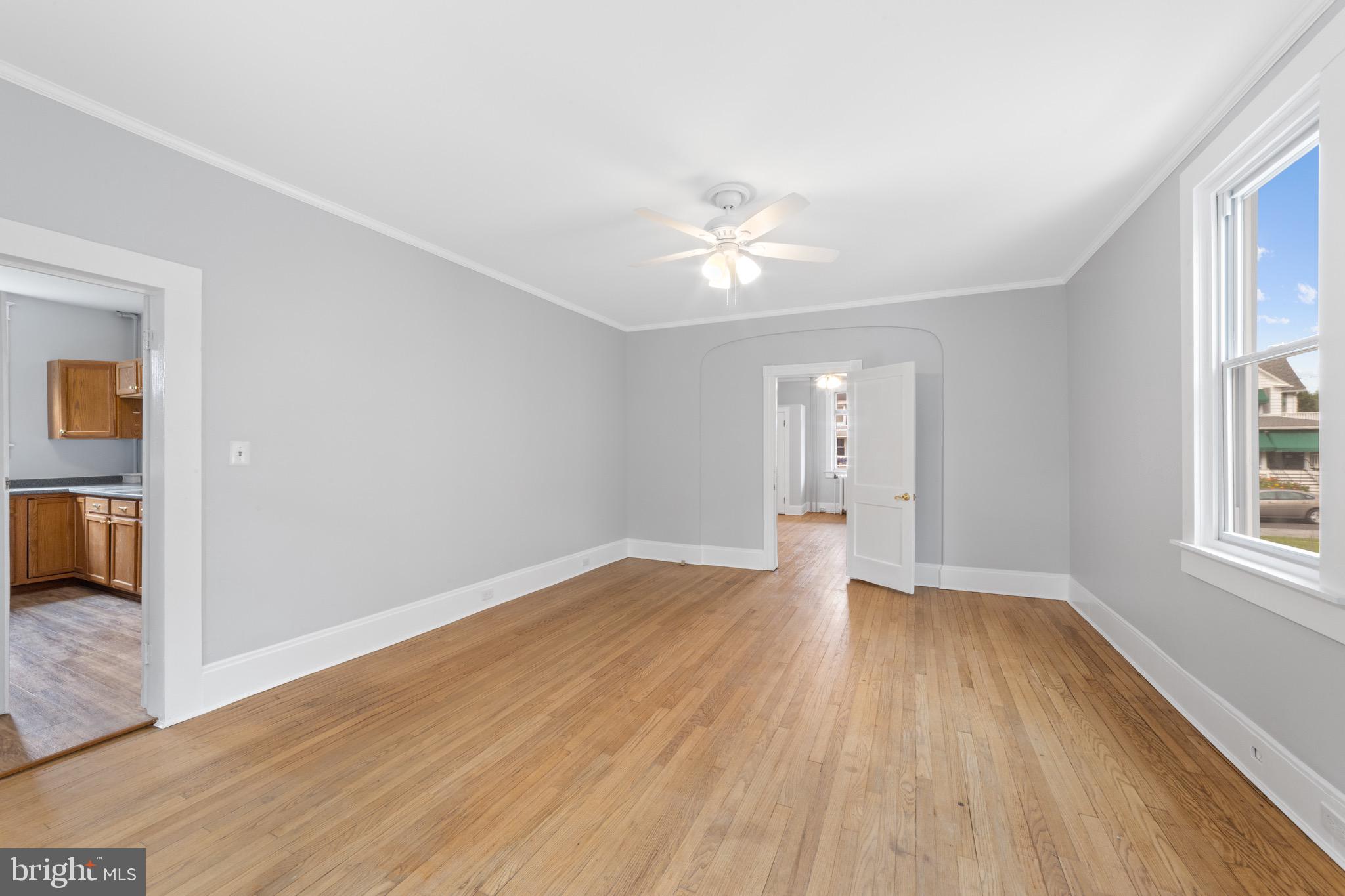 2815 Gibbons Ave