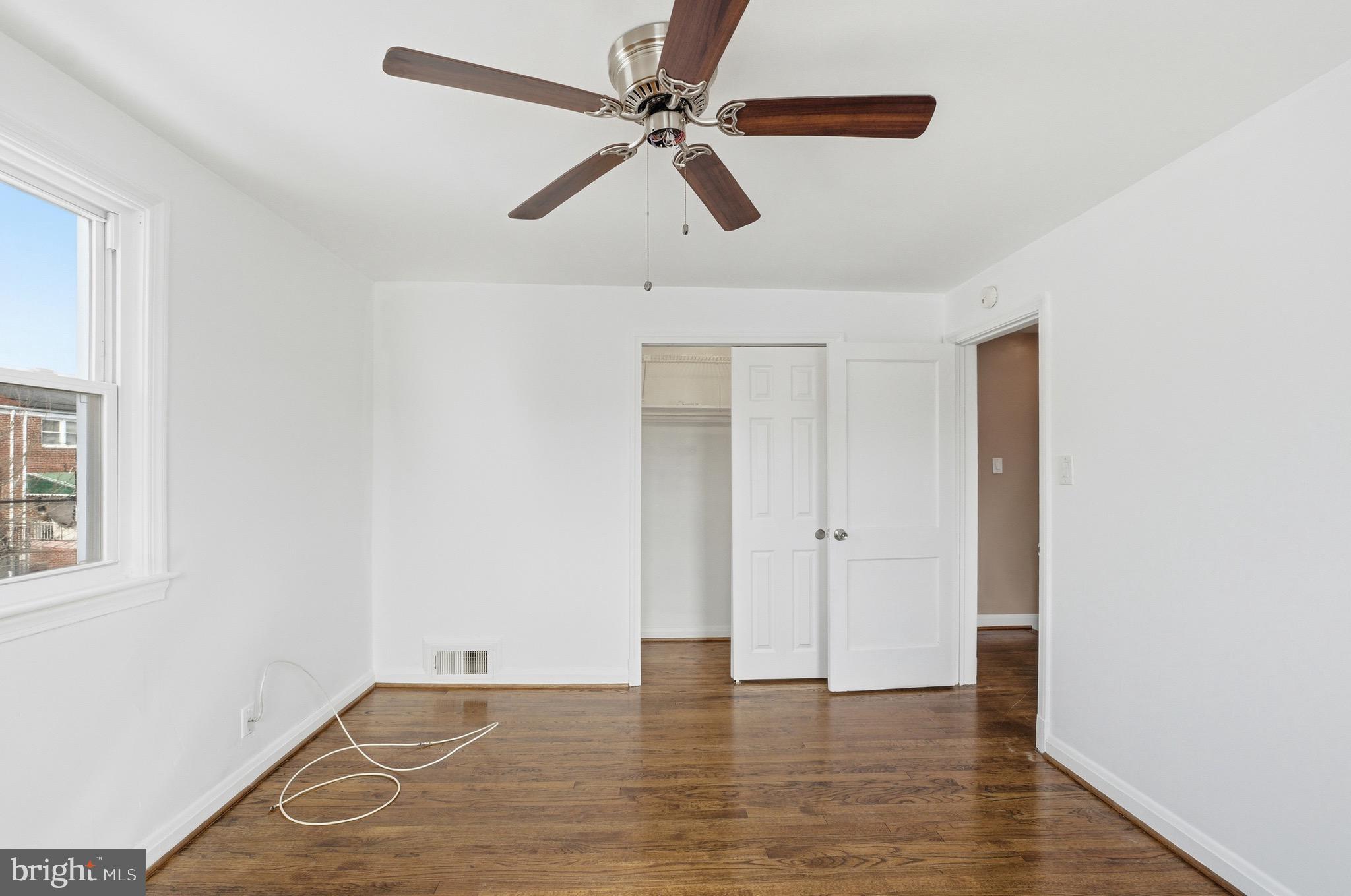 1600 WALTERSWOOD ROAD