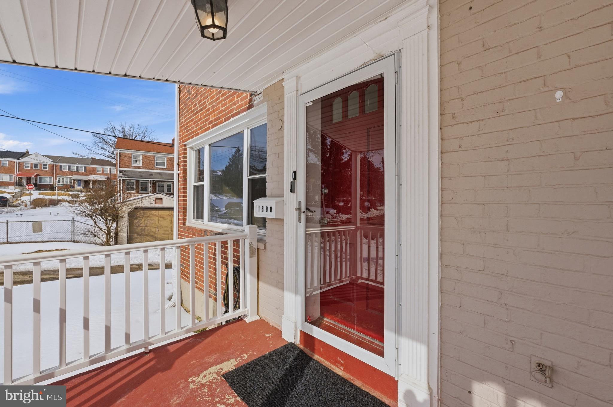 1600 WALTERSWOOD ROAD