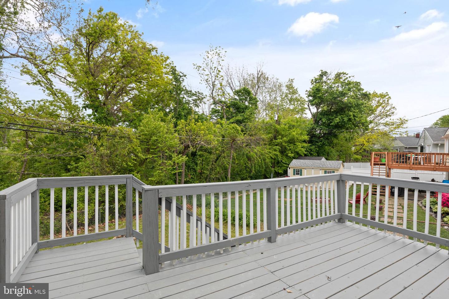 144 Greenmeadow Dr