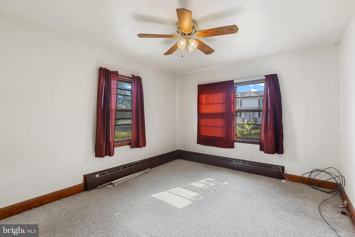110 Riverside Dr
